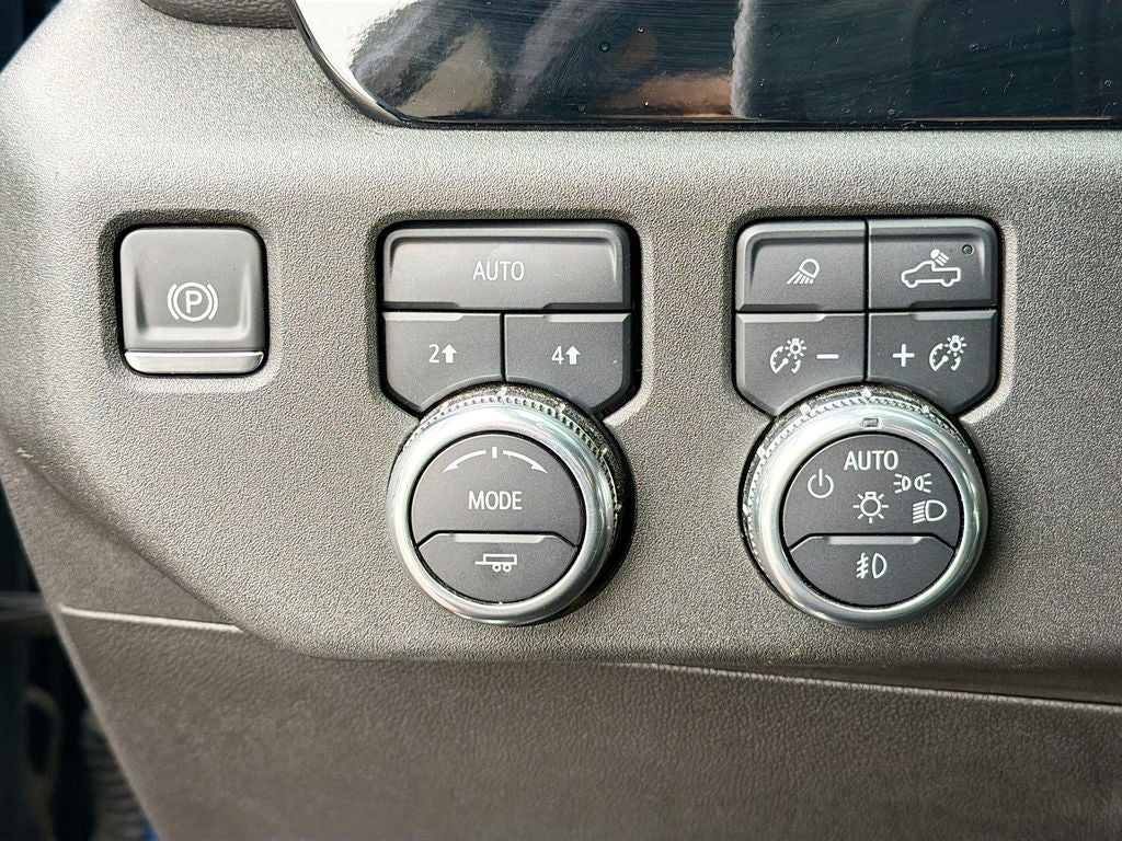 2024 GMC Sierra 1500 4WD Crew Cab Short Box SLT