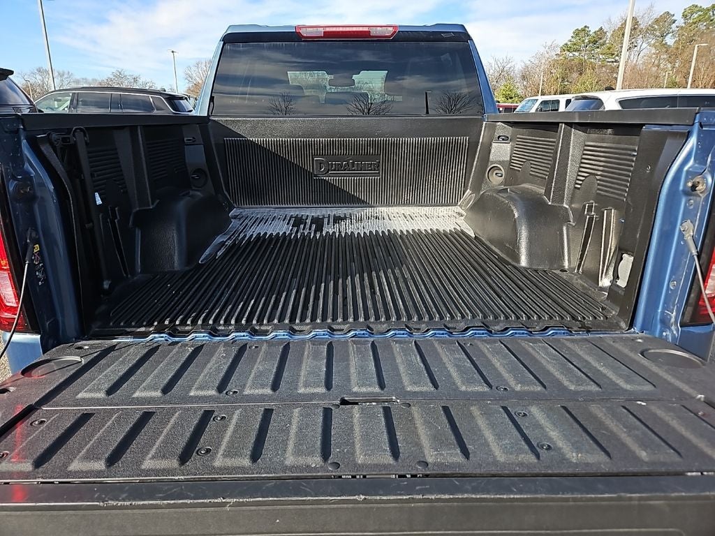 2024 GMC Sierra 1500 4WD Crew Cab Short Box SLT