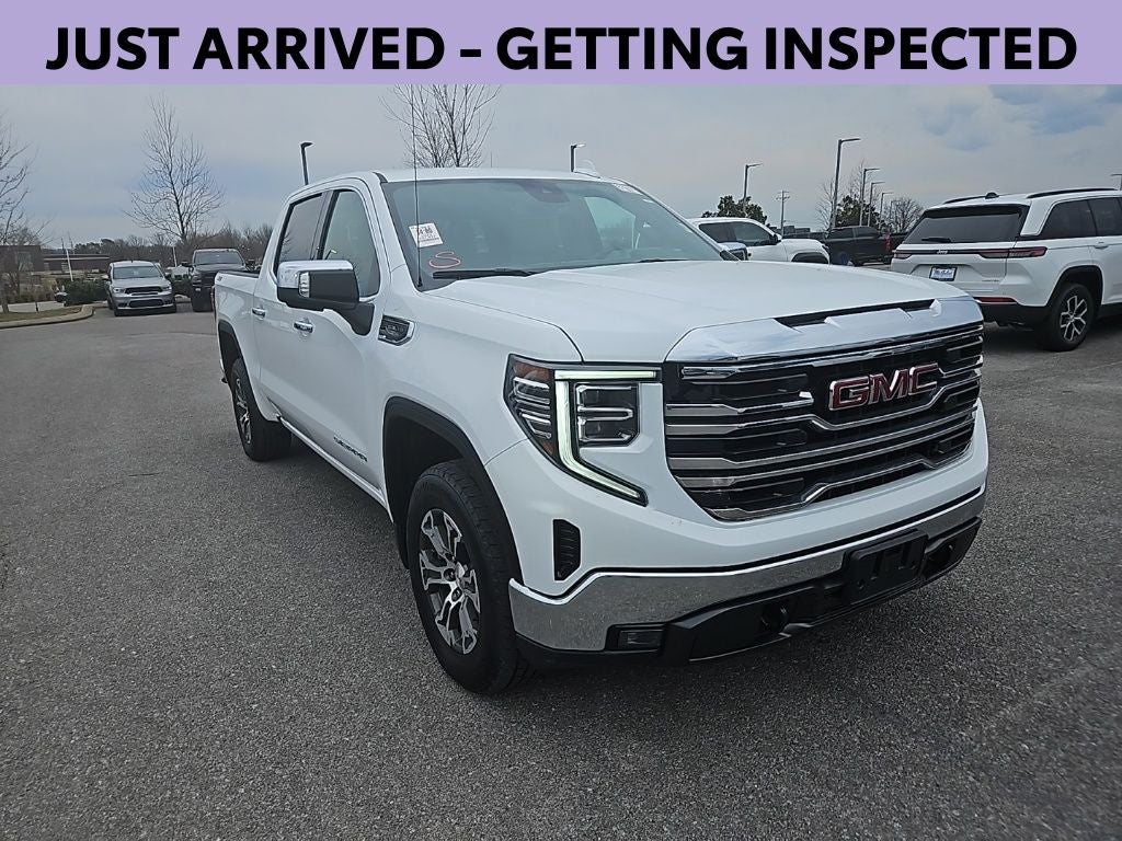 2023 GMC Sierra 1500 4WD Crew Cab Short Box SLT