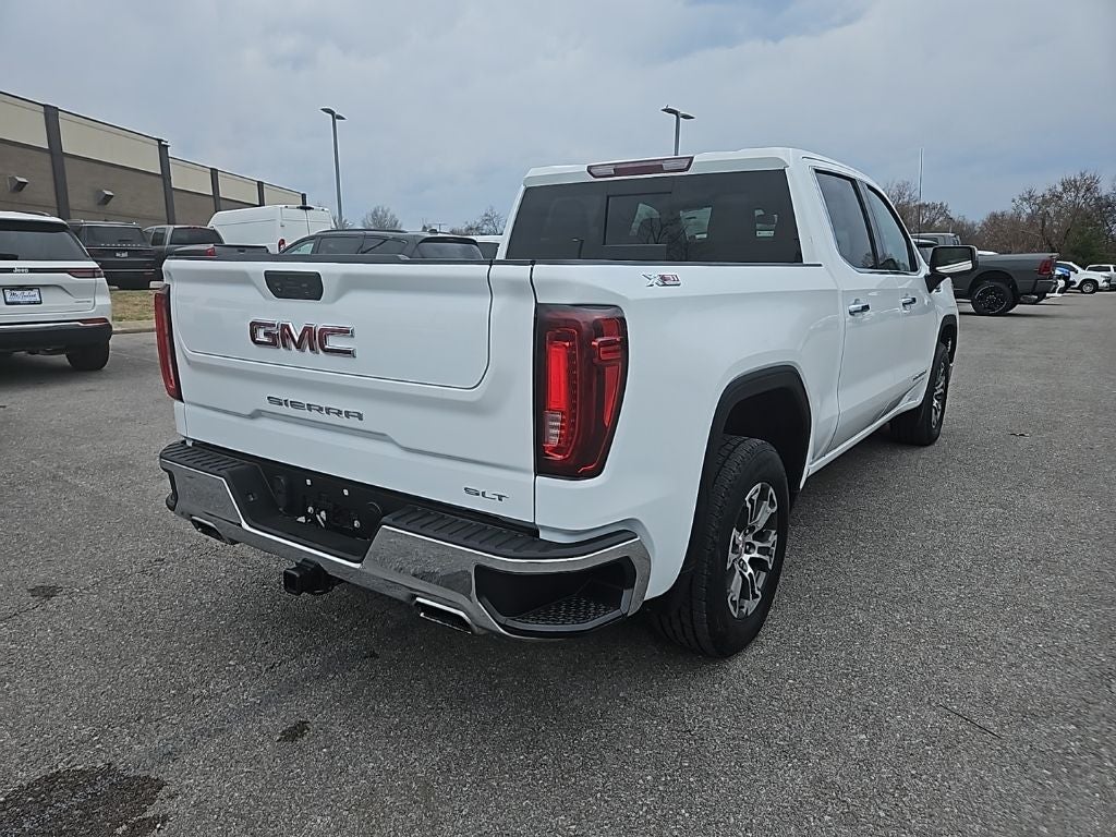 2023 GMC Sierra 1500 4WD Crew Cab Short Box SLT