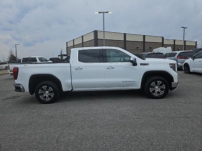 2023 GMC Sierra 1500 4WD Crew Cab Short Box SLT