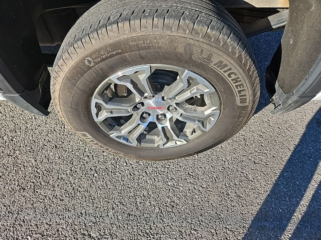 2024 GMC Sierra 1500 4WD Crew Cab Short Box SLT