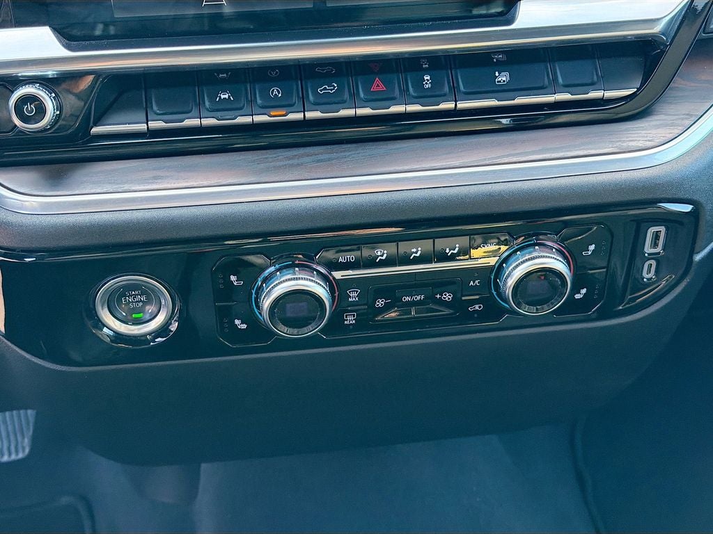 2024 GMC Sierra 1500 4WD Crew Cab Short Box SLT