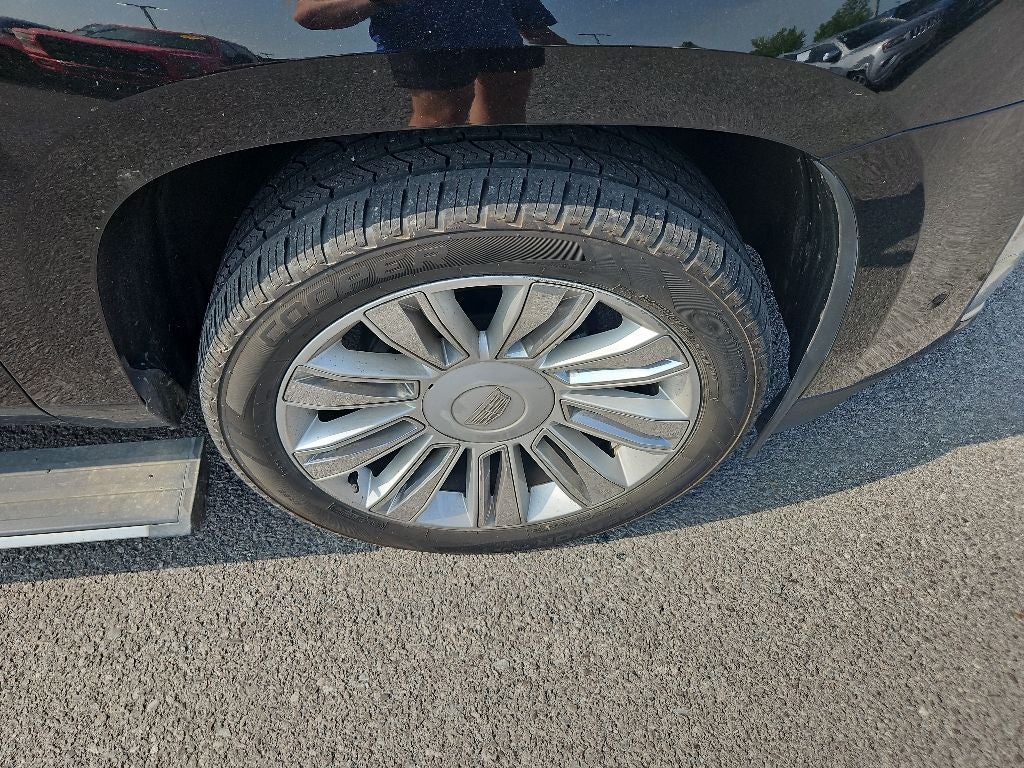 2017 Cadillac Escalade Platinum Edition