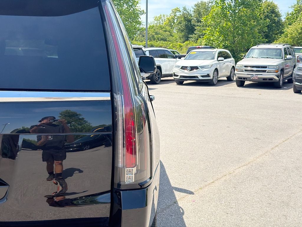 2017 Cadillac Escalade Platinum