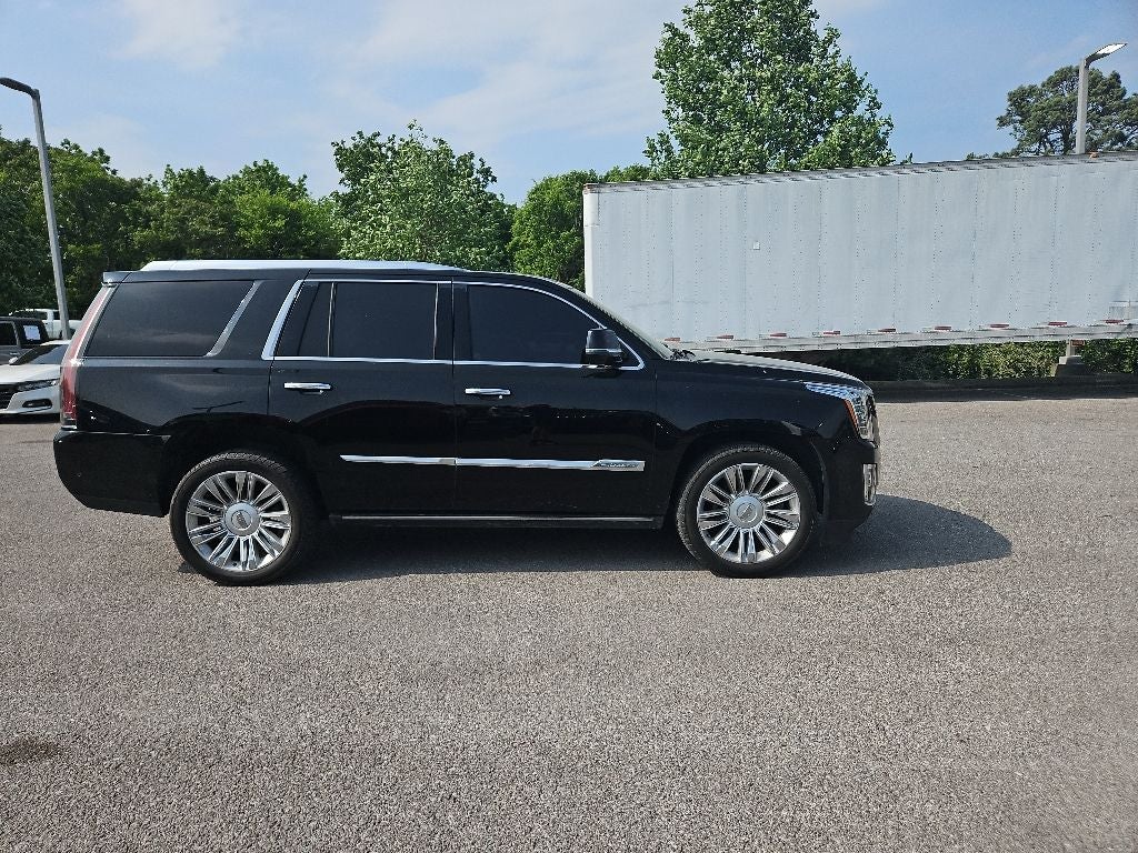 2017 Cadillac Escalade Platinum Edition