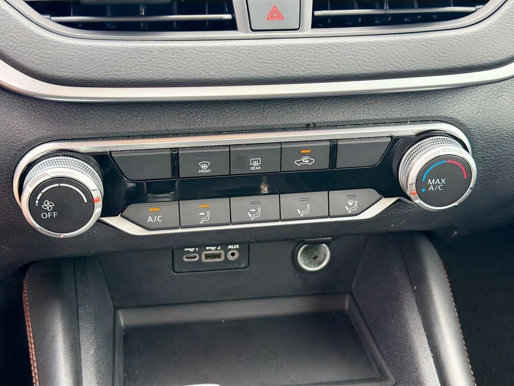 2022 Nissan Altima SR FWD