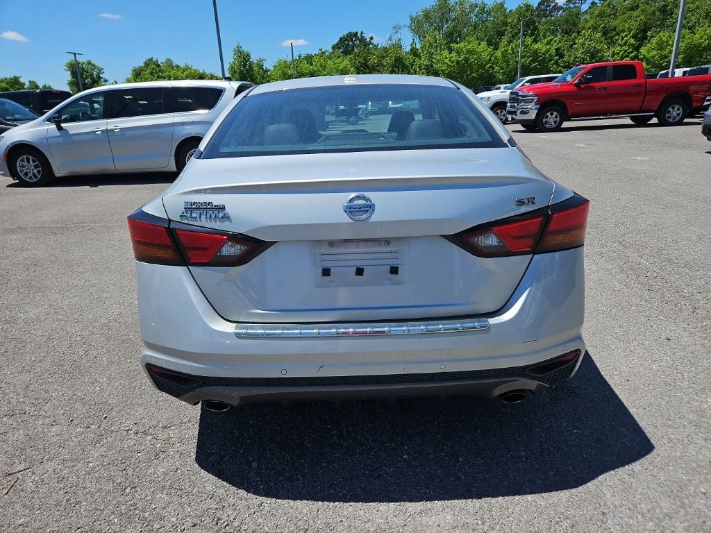 2022 Nissan Altima SR FWD