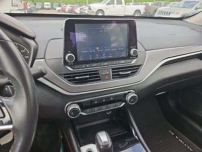 2024 Nissan Altima SR FWD