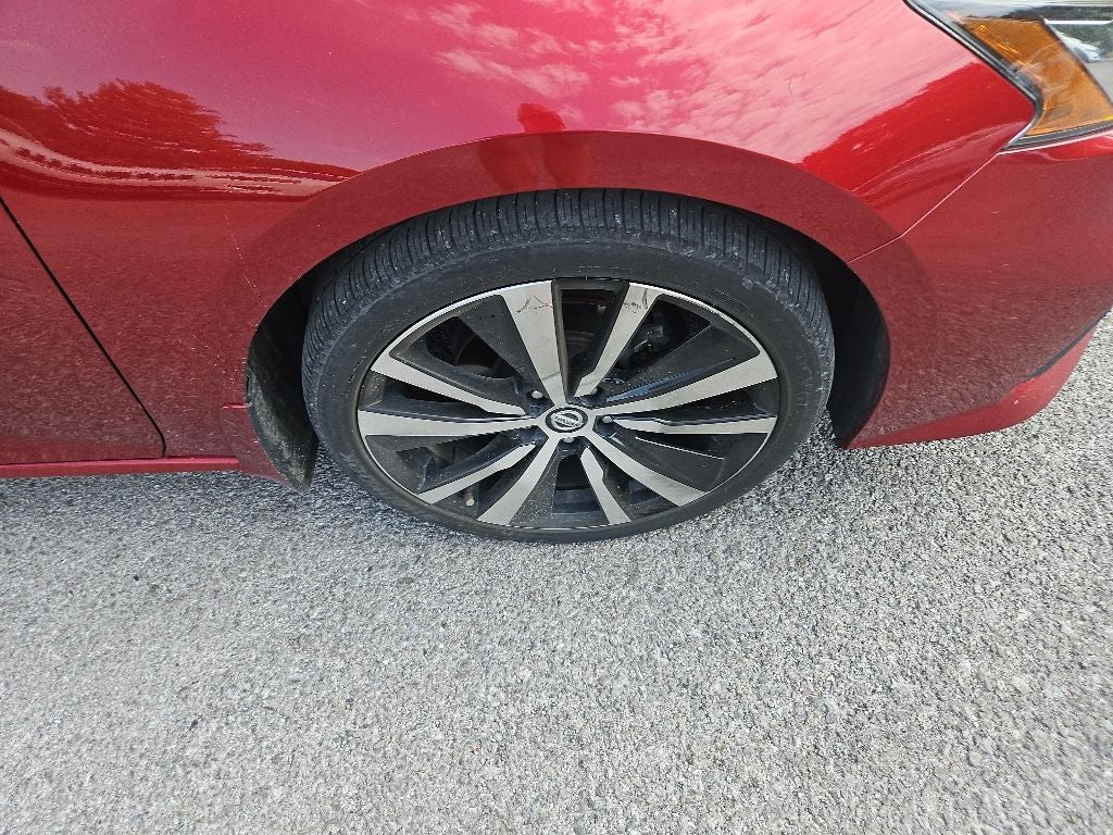 2020 Nissan Altima SR FWD