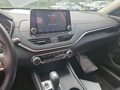2020 Nissan Altima SR FWD