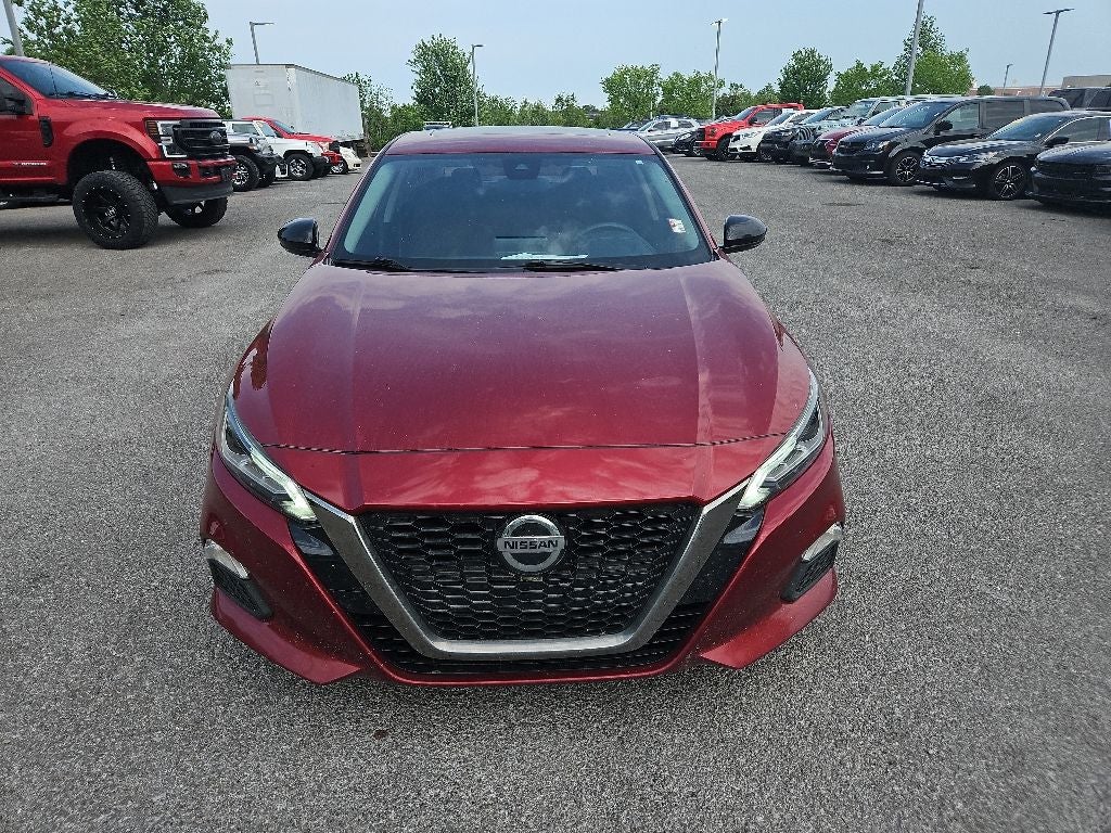 2020 Nissan Altima SR FWD