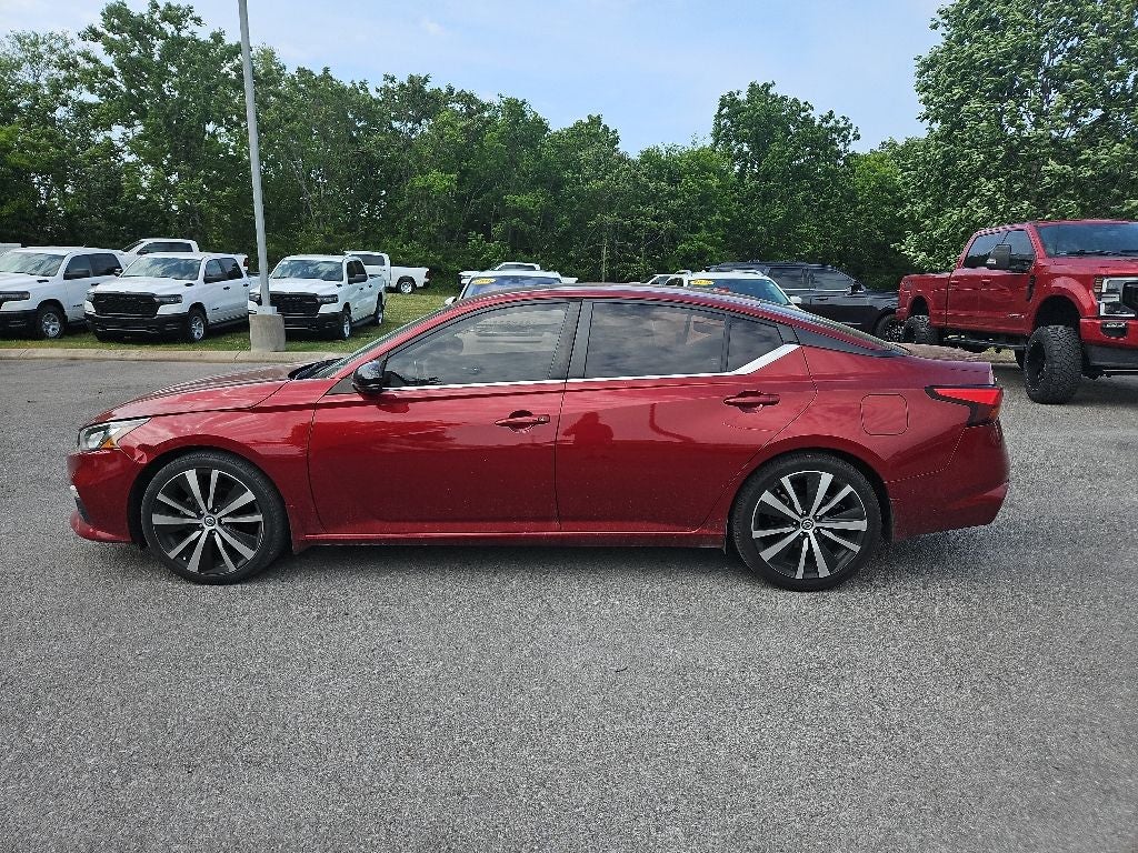 2020 Nissan Altima SR FWD