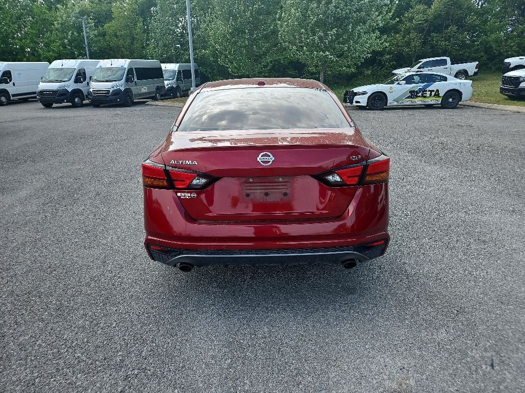2020 Nissan Altima SR FWD