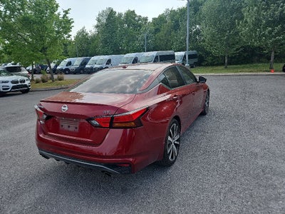 2020 Nissan Altima SR FWD