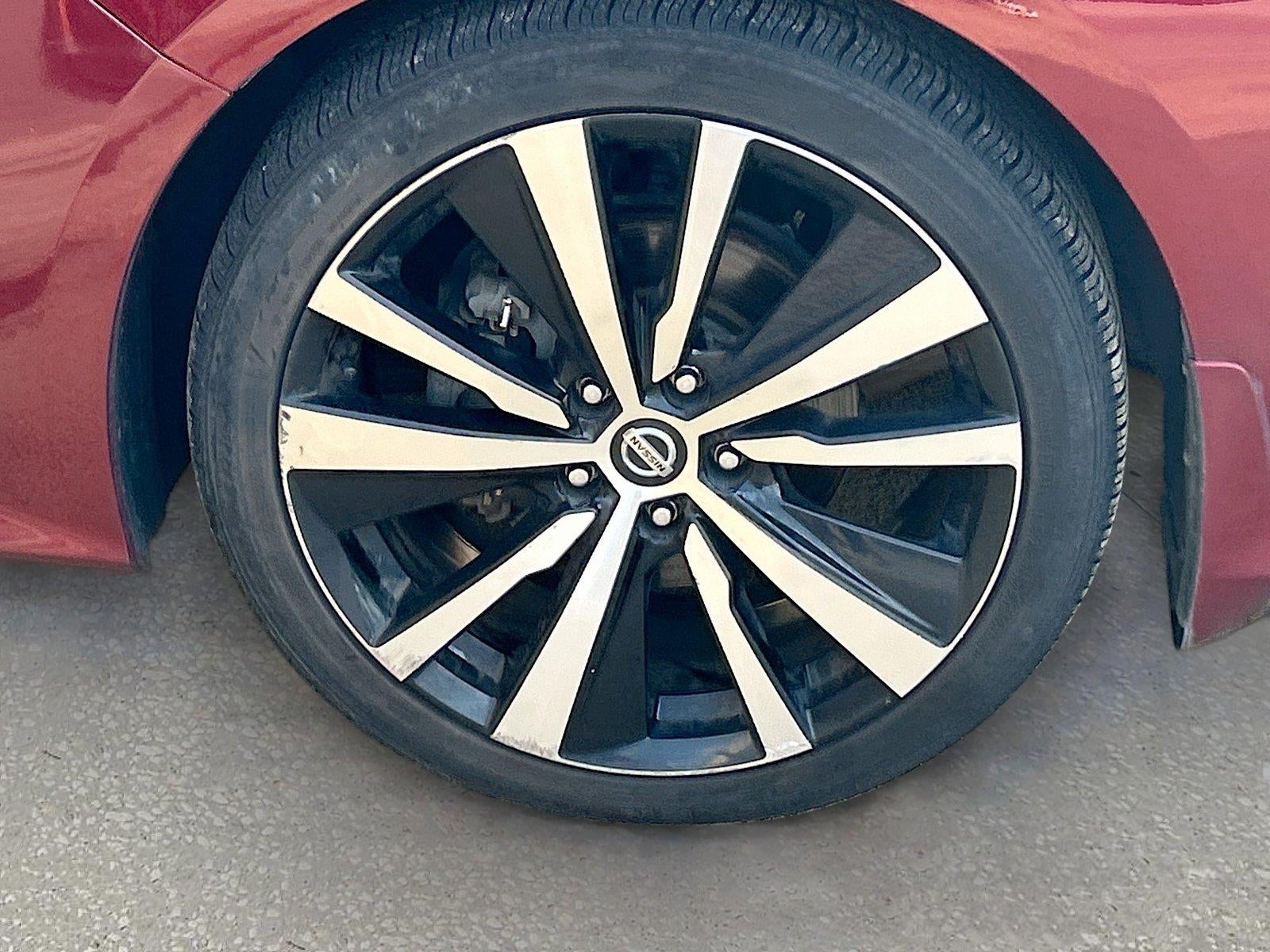 2020 Nissan Altima SR FWD