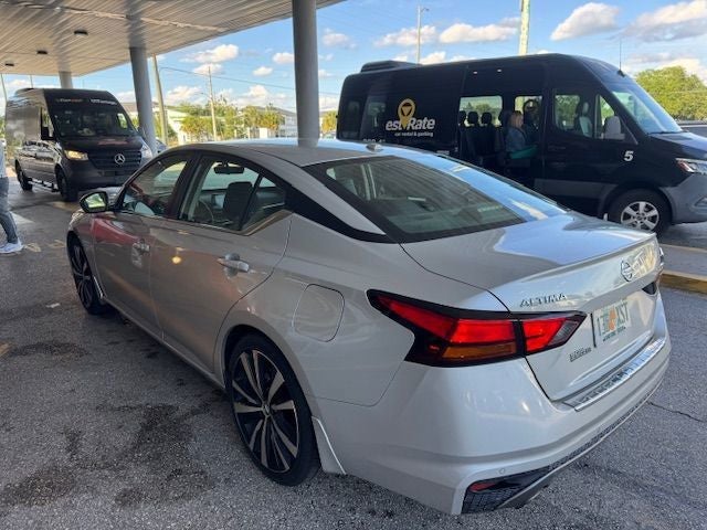 2022 Nissan Altima SR FWD