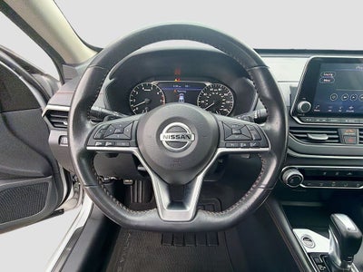 2022 Nissan Altima SR FWD
