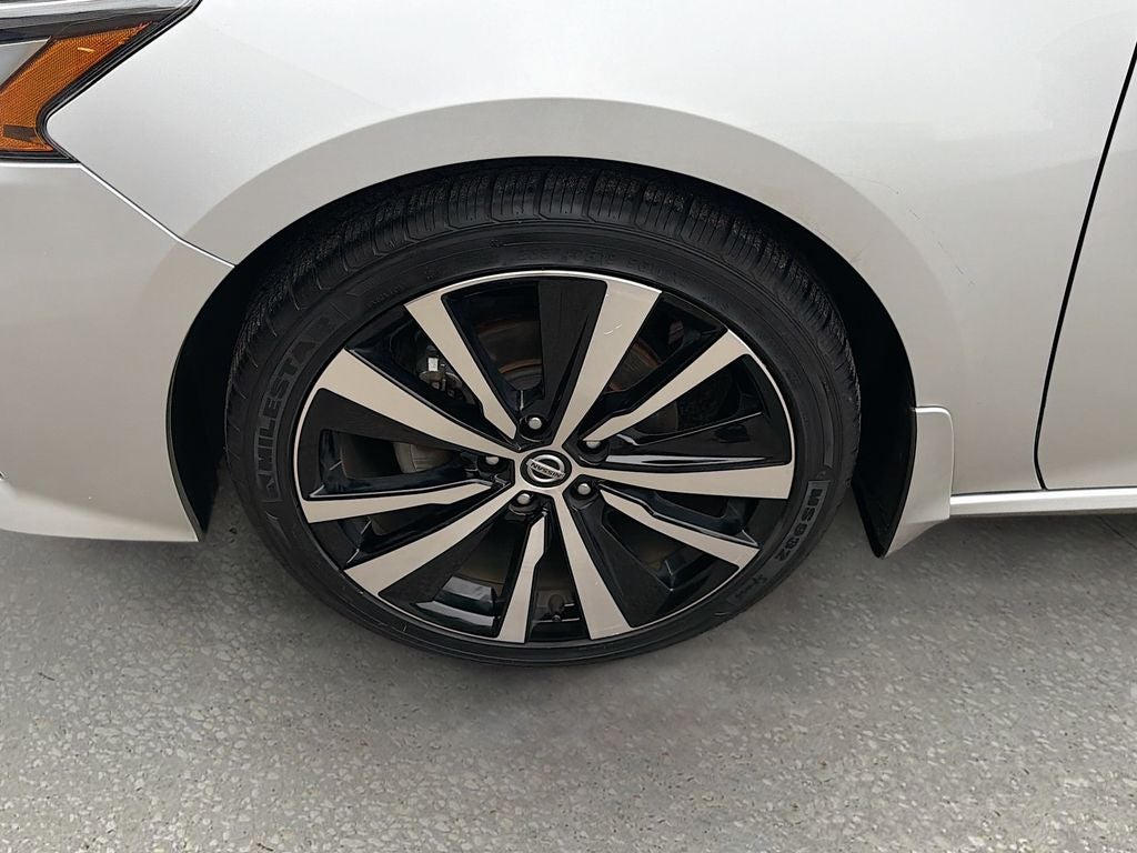 2022 Nissan Altima SR FWD