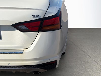 2022 Nissan Altima SR FWD