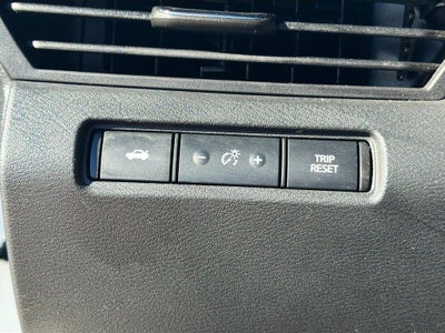 2022 Nissan Altima SR FWD