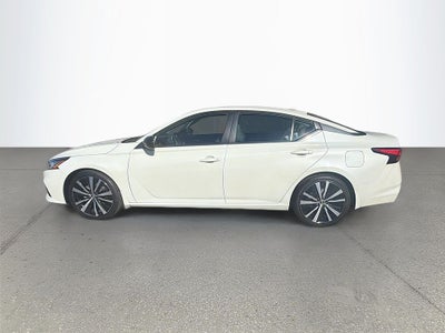 2022 Nissan Altima SR FWD