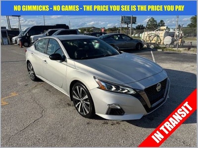 2022 Nissan Altima SR FWD