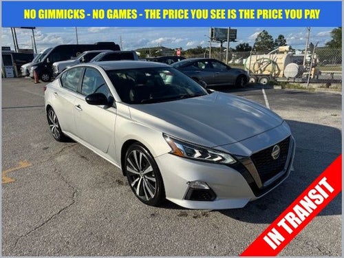 2022 Nissan Altima SR FWD