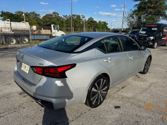 2022 Nissan Altima SR FWD