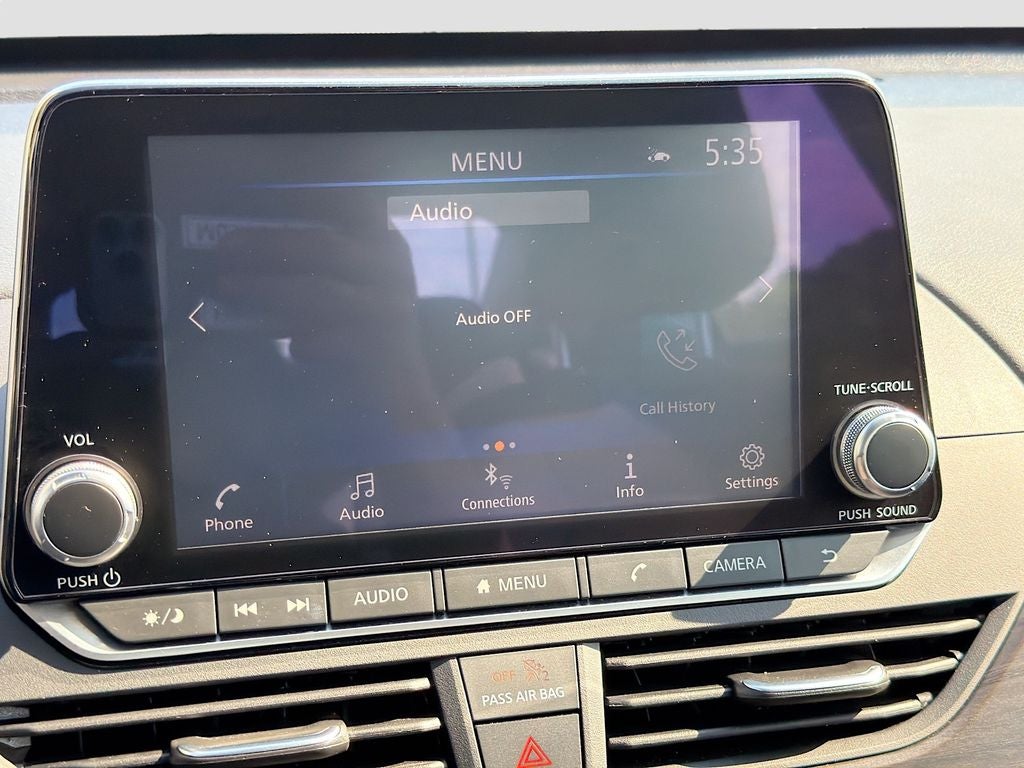 2025 Nissan Altima SV FWD