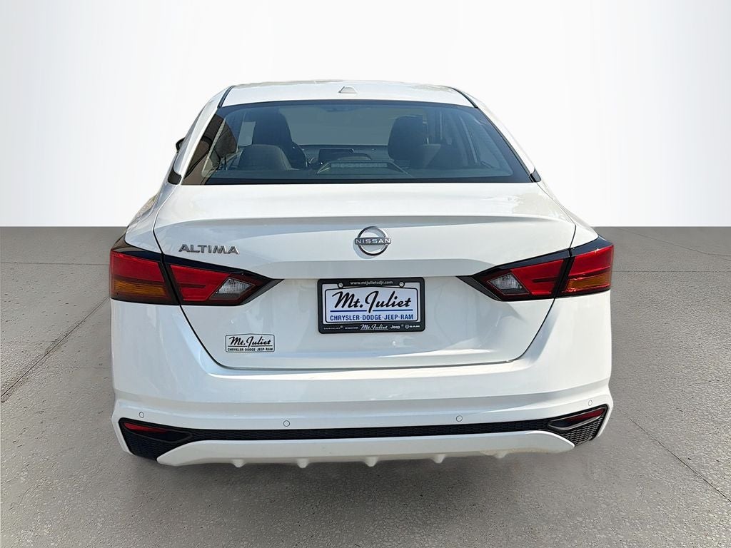 2025 Nissan Altima SV FWD