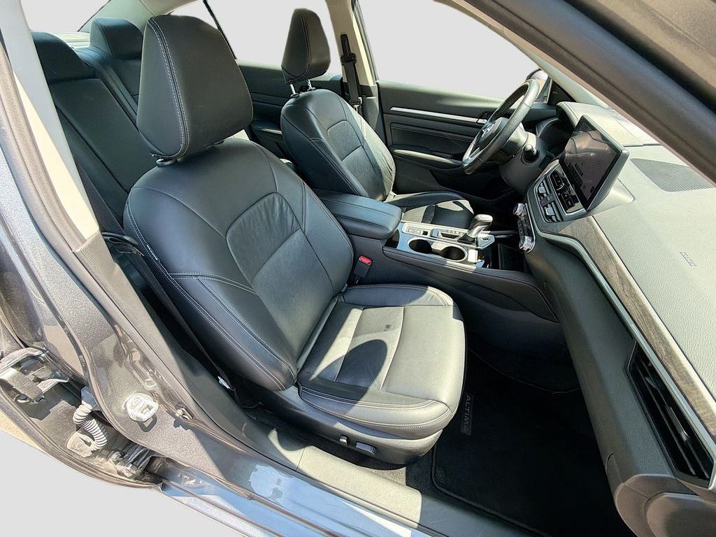 2023 Nissan Altima SL FWD