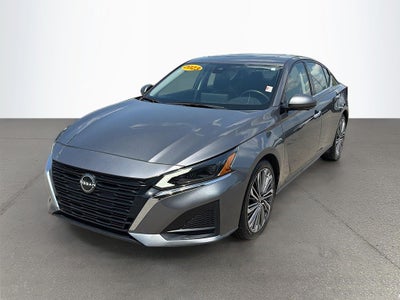 2023 Nissan Altima SL FWD