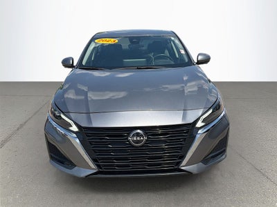 2023 Nissan Altima SL FWD