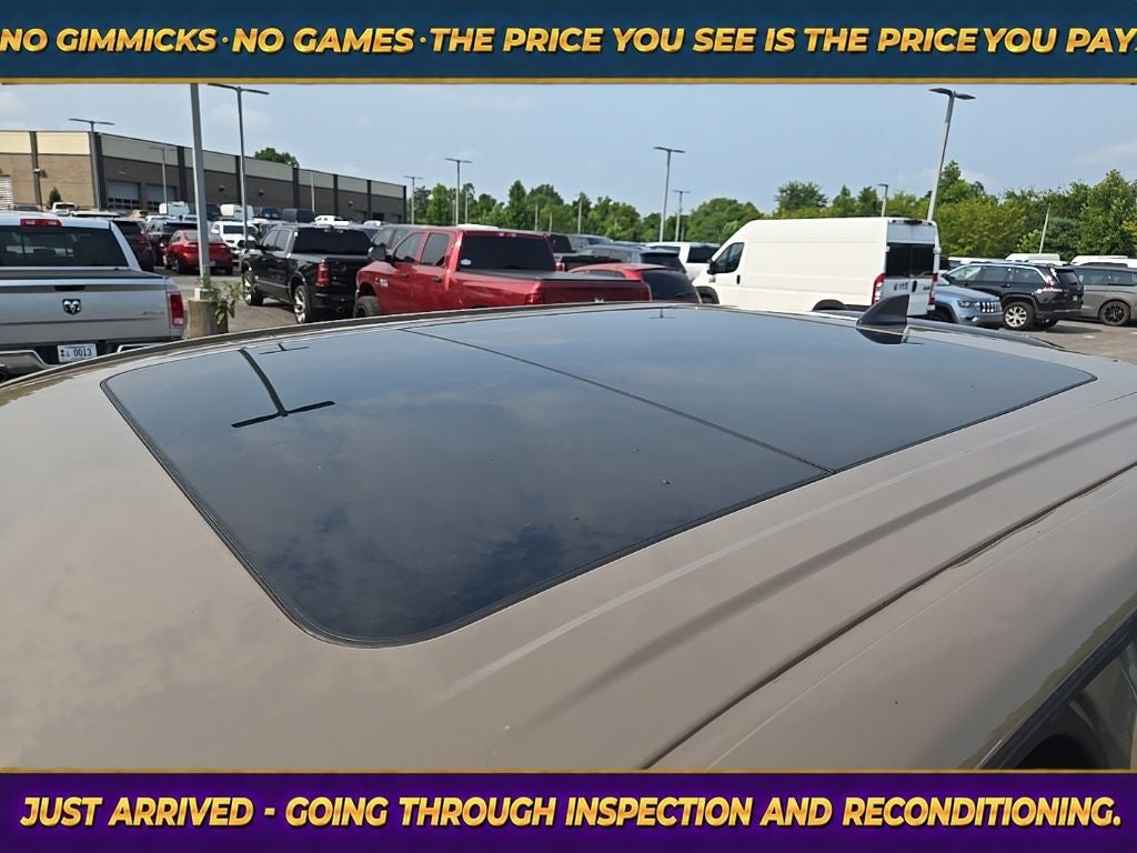 2023 Nissan TITAN Crew Cab PRO-4X 4x4