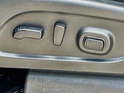 2023 Nissan TITAN Crew Cab PRO-4X 4x4