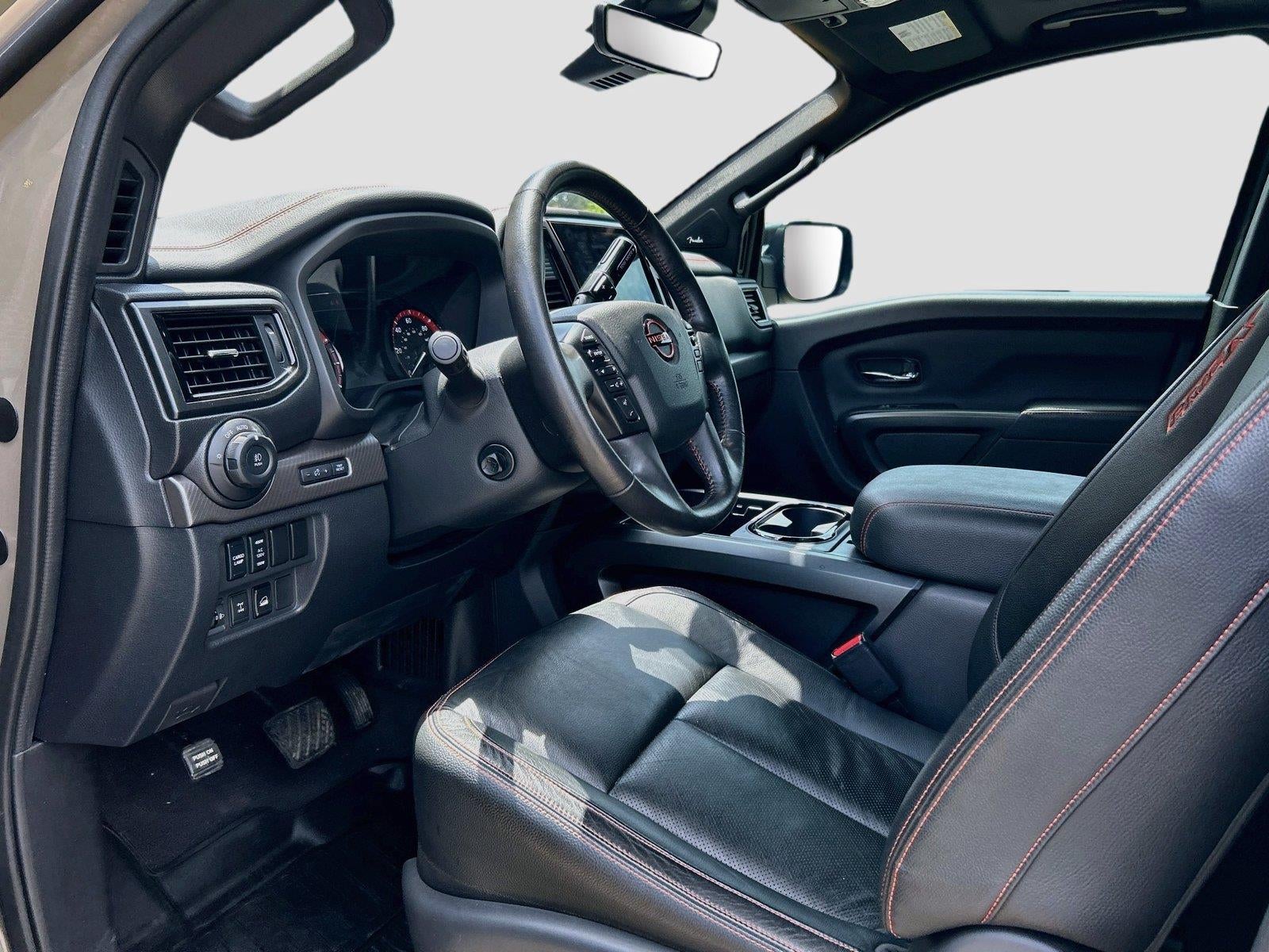 2023 Nissan TITAN Crew Cab PRO-4X 4x4