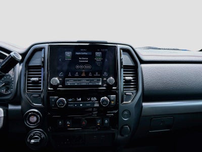 2023 Nissan TITAN Crew Cab PRO-4X 4x4