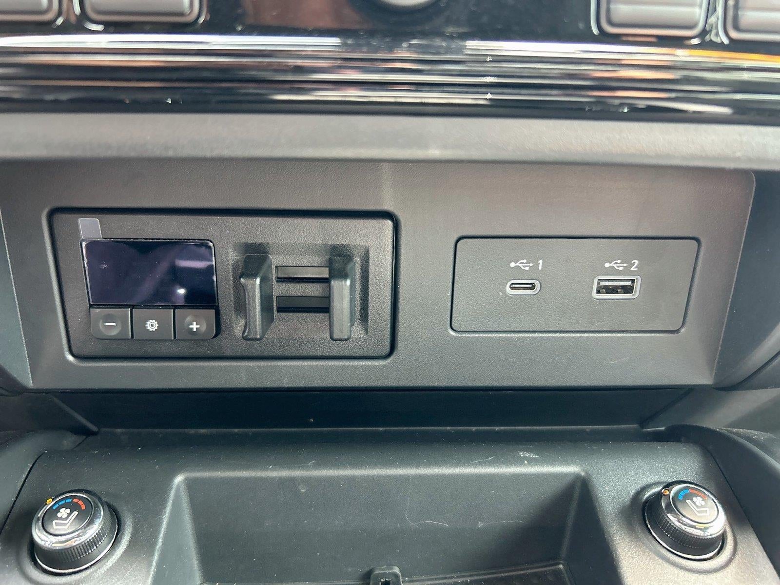 2023 Nissan TITAN Crew Cab PRO-4X 4x4