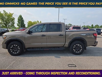 2023 Nissan TITAN Crew Cab PRO-4X 4x4