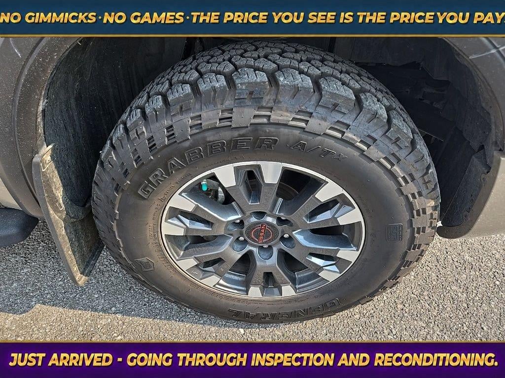 2023 Nissan TITAN Crew Cab PRO-4X 4x4