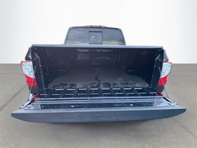 2021 Nissan TITAN Crew Cab SV 4x2