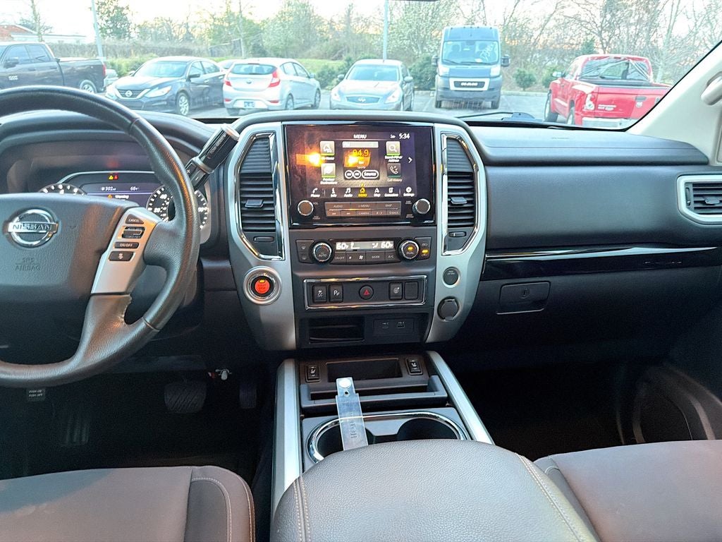 2021 Nissan TITAN Crew Cab SV 4x2