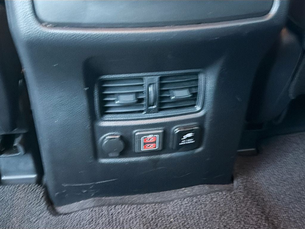 2021 Nissan TITAN Crew Cab SV 4x2