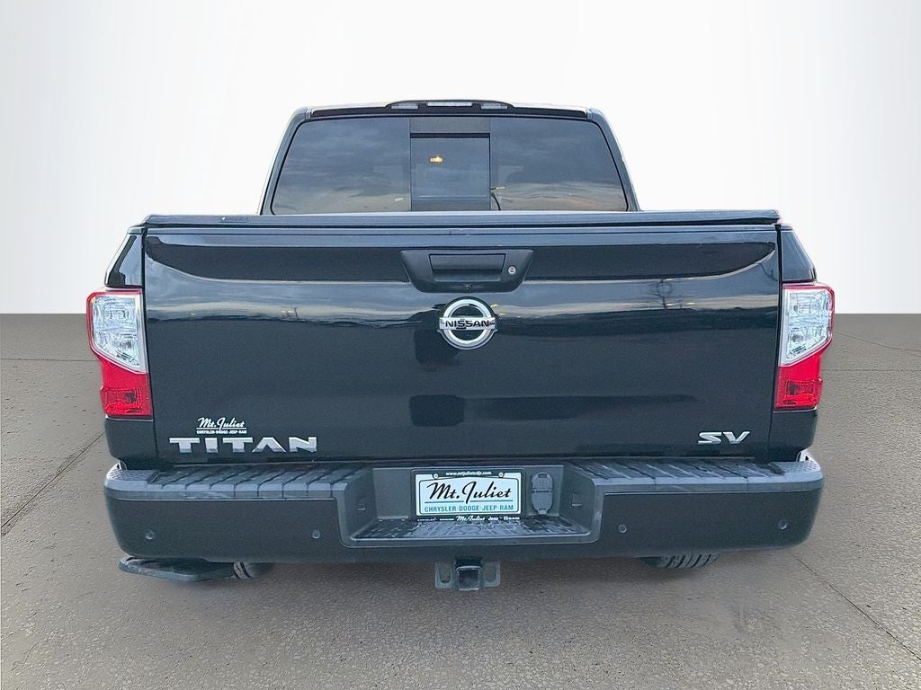 2021 Nissan TITAN Crew Cab SV 4x2