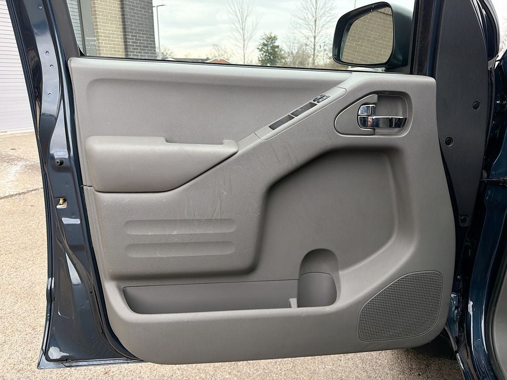 2020 Nissan Frontier Crew Cab Long Bed SV 4x4