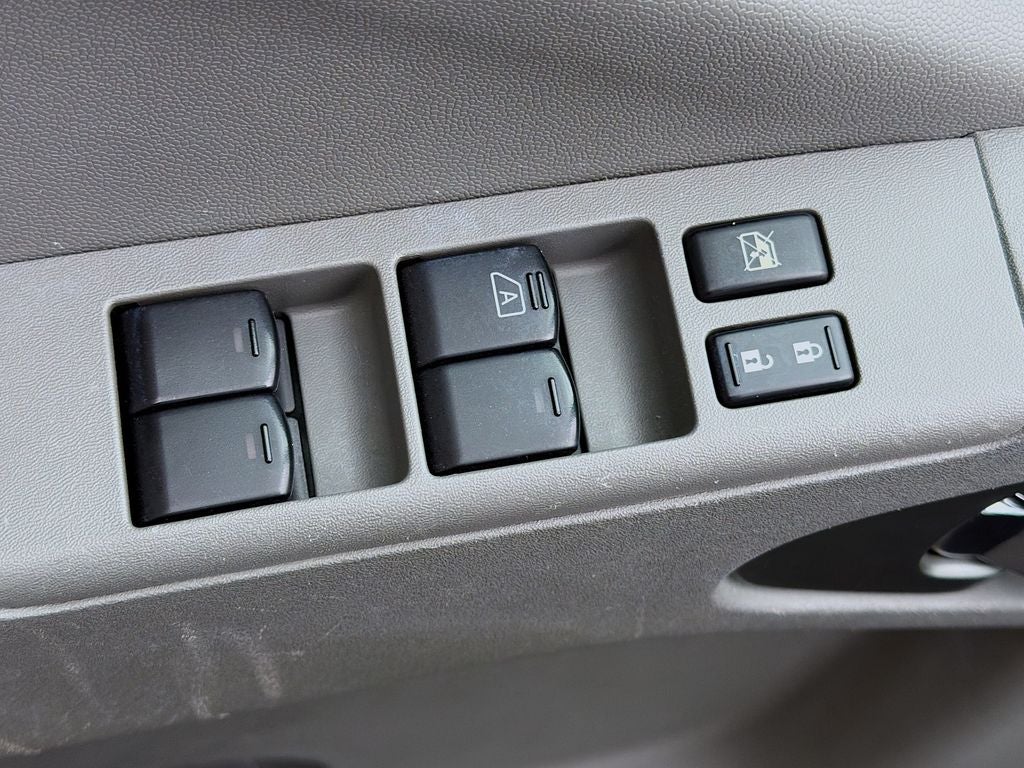 2020 Nissan Frontier Crew Cab Long Bed SV 4x4