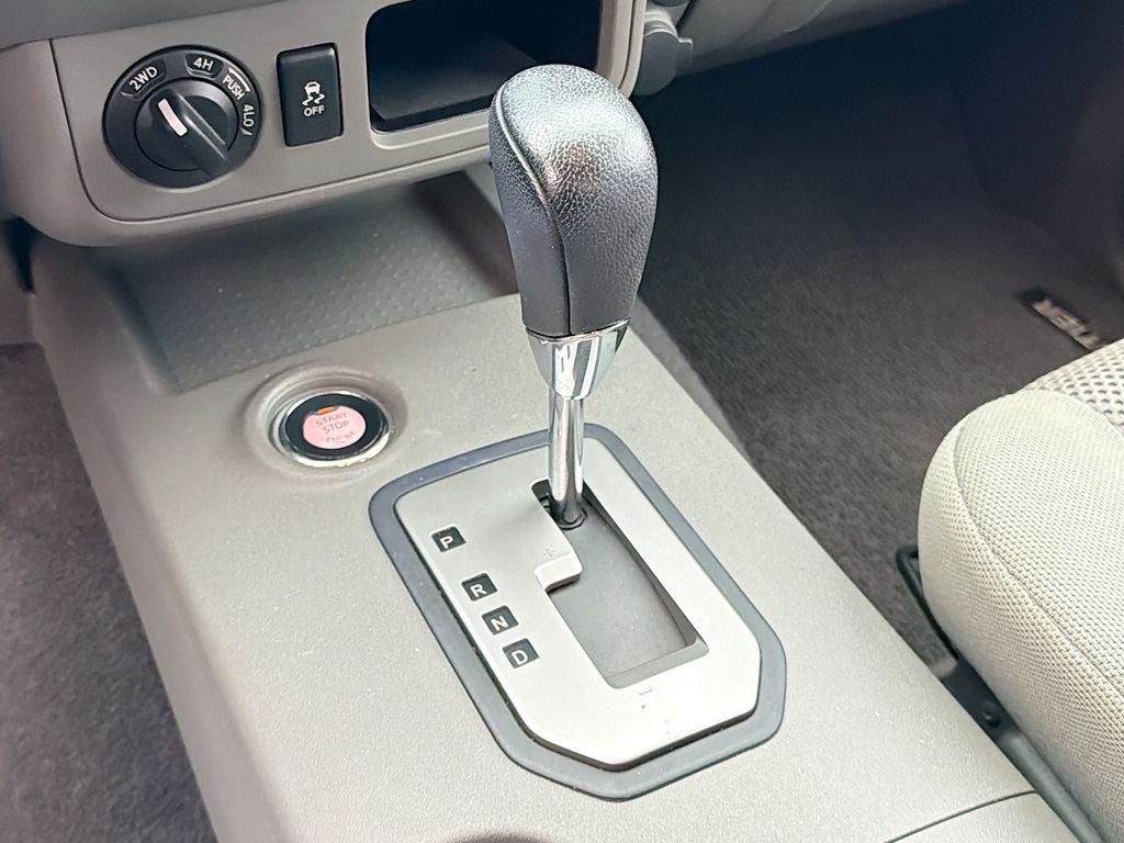 2020 Nissan Frontier Crew Cab Long Bed SV 4x4