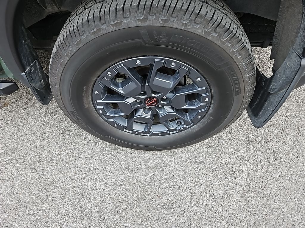 2022 Nissan Frontier Crew Cab PRO-X 4x2