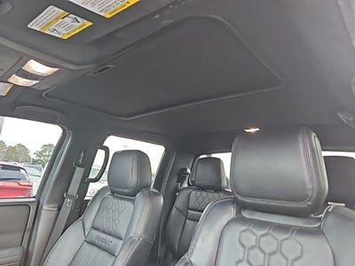 2022 Nissan Frontier Crew Cab PRO-X 4x2